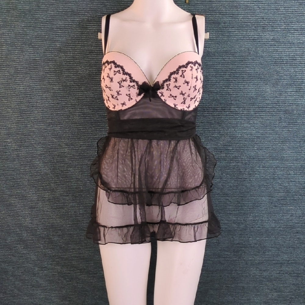 Victoria's Secret  Very Sexy French Maid Babydoll Chemise